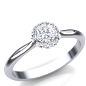 Upečatljiv prsten sa dijamantima